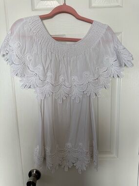 ViVI White Embroidered Off-Shoulder Blouse